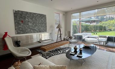 Venta de Linda casa enla Planicie a dos cuadras del colegio Villa Maria