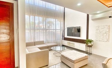 For Sale!!! Fully Furnished House and Lot with Pool and with City View in Highlands Pointe Havila, Taytay Rizal.