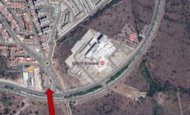 TERRENO COMERCIAL EN CIRCUITO UNIVERSIDADES, QUERETARO