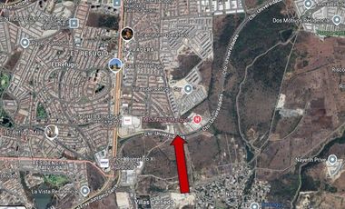 TERRENO COMERCIAL EN CIRCUITO UNIVERSIDADES, QUERETARO