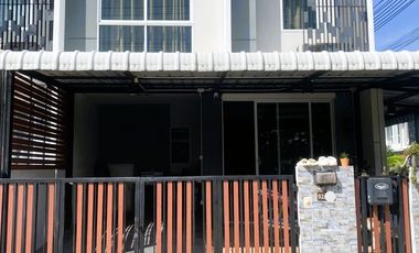 Corner Unit! Fully Extended!! For Sale: Corner Townhouse in Pruksa Prime, Bang Phlu MRT Station, 24 sq. wah. Excellent location, near MRT Purple Line,