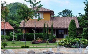 Luxury resort Khao Yai 6 rai on a prime location!  This kind of good opportunity is not frequent... Hurry up and make a decision!! A natural style res