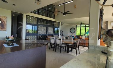 CASA VISTA-MAS QUE SOLAMENTE UNA CASA