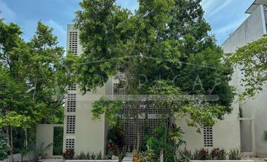 CASA VISTA-MAS QUE SOLAMENTE UNA CASA