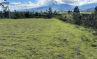 Terreno de venta en Otavalo sector Gualsaqui, 5000 m2
