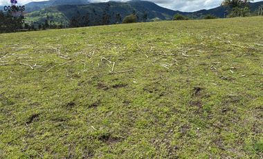 Terreno de venta en Otavalo sector Gualsaqui, 5000 m2