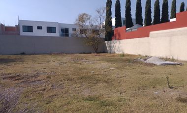 Excelente terreno ubicado en exclusivo fraccionamiento  cerca de la recta Cholula