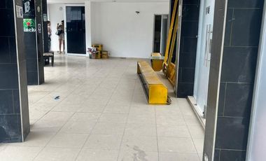 SE ARRIENDA EDIFICIO COMERCIAL DIAGONAL CC SAN ANDRESITO LA ISLA