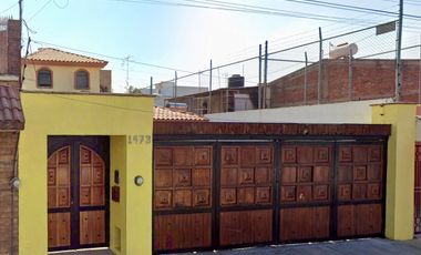Casa de Remate en Col. Atlas Guadalajara