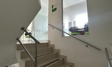 ALQUILER DE EDIFICIO COMERCIAL EN BOGOTÁ