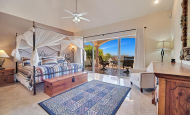 CASA EN VENTA EN CABO SAN LUCAS EN CAMPO DE GOLF CABO DEL SOL
