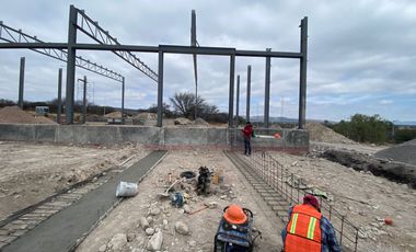 NAVE INDUSTRIAL EN RENTA 650M2 EN QUERÉTARO