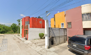 !!CASA EN VENTA, EXELENTE OPORTUNIDAD PARA ADQUIRIR ESTA PROPIEDAD EN REMATE YA ADJUDICADA¡¡ - Villa Hermosa 179, Villas de San Clemente, 92735 Álamo,