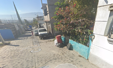 EXCELENTE OPORTUNIDAD, GRAN CASA EN LOMA DE CASERTA, TLAJOMULCO JALISCO