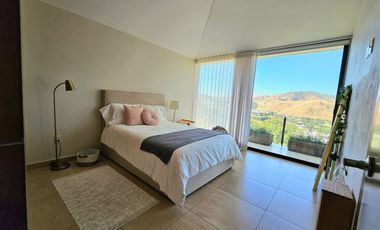 LAS CAÑADAS CASA EN VENTA SEMINUEVA CON ESPECTACULAR VISTA