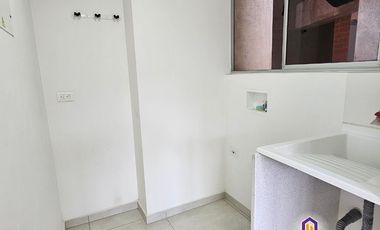 Apartamento de 2 alcobas en venta. Sabaneta - Cañaveralejo