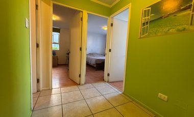 San Felipe – Arriendo Depto. amoblado 1er piso, Cond. Sto. Dgo.