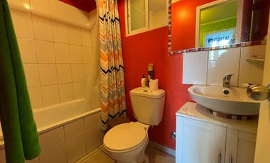 San Felipe – Arriendo Depto. amoblado 1er piso, Cond. Sto. Dgo.