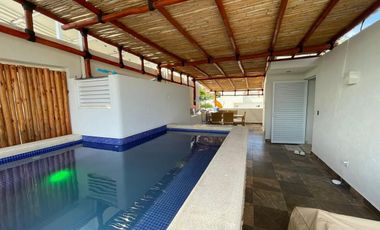 Venta de Casa en Caleta – Fraccionamiento Las Playas, Acapulco