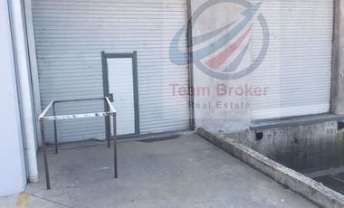 EXCELENTE BODEGA DE 1,370 M2 con oficinas,  TULTITLAN CERCA DEL OBELISCO CON 2 ANDENES Y 10 M. DE ALTURA DISP. MAYO 2026