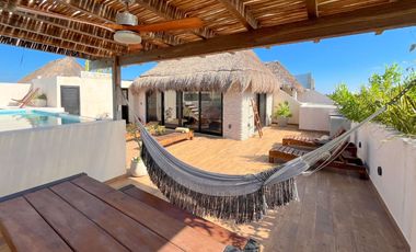 Penthouse con alberca privada, en venta, Aldea Zamá, Tulum.