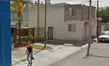 Casa en Remate Bancario en Cto. Panama, Panama, San Francisco del Rincon, Gto. (65% debajo de su valor comercial, solo recurso propio)