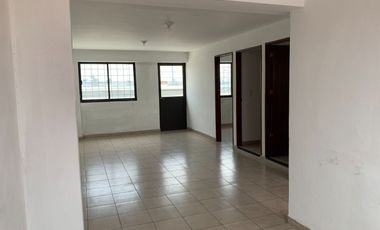 EDIFICIO DE OFICINAS EN VENTA EN AV LAS TORRES ESQ HERIBERTO ENRIQUEZ