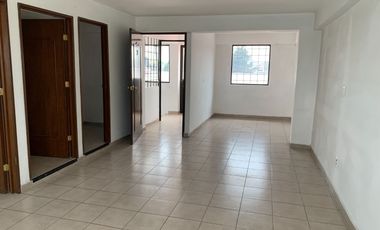 EDIFICIO DE OFICINAS EN VENTA EN AV LAS TORRES ESQ HERIBERTO ENRIQUEZ