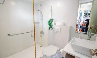 Unfurnished 3br Unit With Parking For Sale In Twin Towers