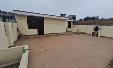 CASA EN VENTA EN LA PERLA