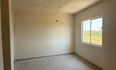 Casas de 2 Niveles en Fracc los Sauces cerca del campus Calazanz en Veracruz