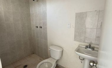 Casas de 2 Niveles en Fracc los Sauces cerca del campus Calazanz en Veracruz