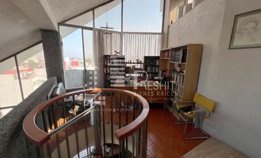 Hermoso PH con espectacular vista 360° en la Del Valle Centro