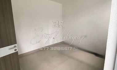 BODEGA EN RENTA EN MULZA. León,Gto; EN BLVD. AEROPUERTO, 2,200 M2, OFICINAS, BAÑOS, ESTACIONAMIENTO