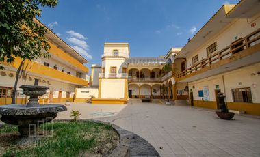 Edificio en Colonia Americana ideal para colegio, precio de oportunidad