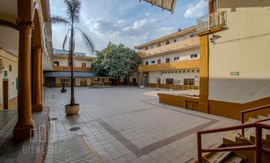 Edificio en Colonia Americana ideal para colegio, precio de oportunidad