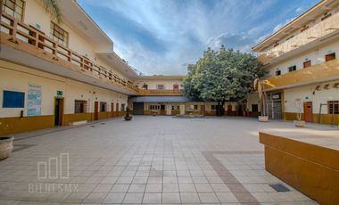 Edificio en Colonia Americana ideal para colegio, precio de oportunidad