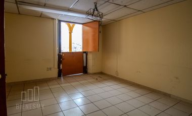 Edificio en Colonia Americana ideal para colegio, precio de oportunidad