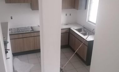 CASA EN VENTA EN FRACCIONAMIENTO PRIVADO.