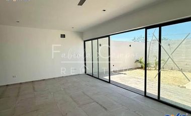 Casa de 2 plantas y 3 recamaras en venta en Conkal Yucatán - ENTREGA diciembre 2025