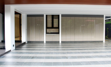 House For Lease In Merville Paranaque