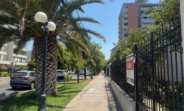 VENDE CASA EN AVDA. RICARDO LYON - PROVIDENCIA