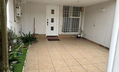 BONITA CASA EN VENTA EN CHAPULTEPEC, CON AMPLIACION
