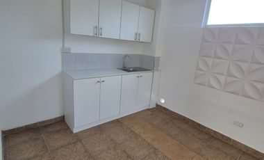Suite en Alquiler en Kennedy Norte, 1 Habitación, 1 Baño, Incluye Servicios, Norte de Guayaquil.