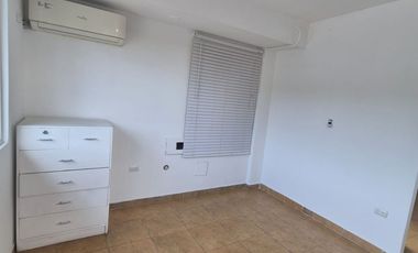 Suite en Alquiler en Kennedy Norte, 1 Habitación, 1 Baño, Incluye Servicios, Norte de Guayaquil.