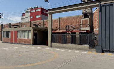 Local Comercial E Industrial en Venta en Ate – Lima
