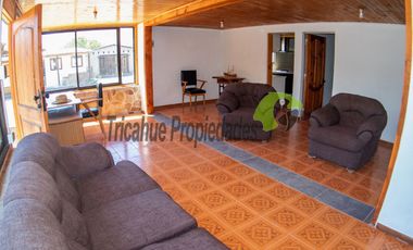 Venta de parcela 7.961 m2, con dos casas, camino principal el Tambo, Vicuña. 7.990 UF