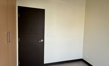 Rent to Own 2 Bedroom Condo For Sale in Greenbelt Hamilton Makati CBD