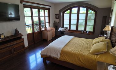 🌟¡En RENTA elegante casa en un entorno natural privilegiado!🌟