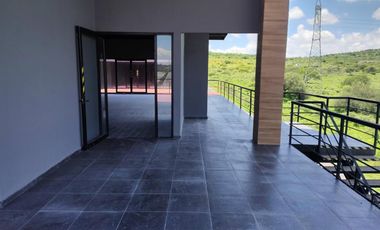 LOCAL EN RENTA EN EL MIRADOR EL MARQUES, PLAZA COMERCIAL VALENTYNA